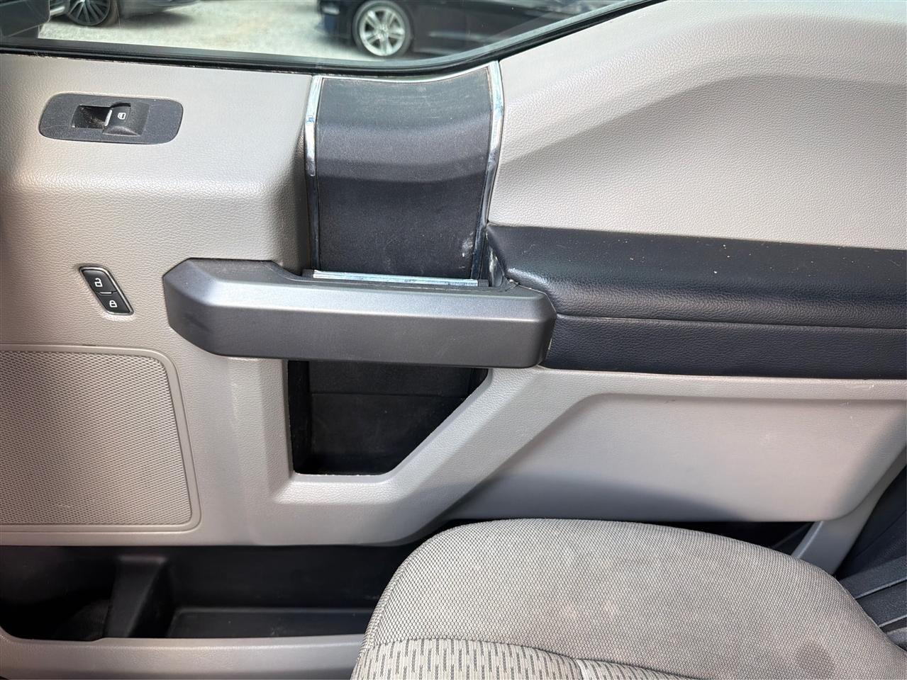 Ford Super Duty F-250 SRW XLT 4WD Crew Cab 8' Box 2019