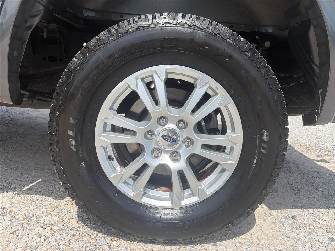 Ford F-150 Lariat 4WD SuperCrew 5.5' Box 2017