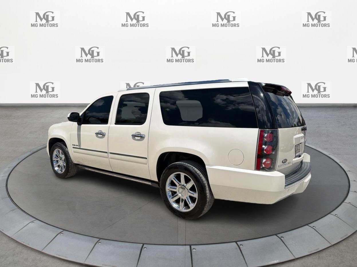 GMC Yukon XL 2WD 4dr 1500 Denali 2013