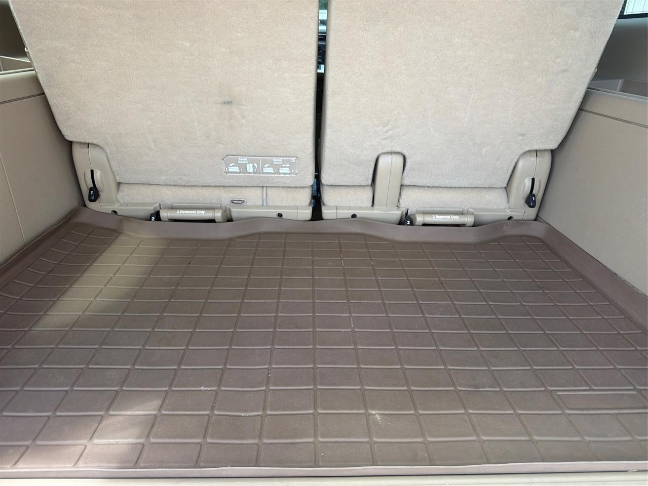 GMC Yukon XL 2WD 4dr 1500 Denali 2013
