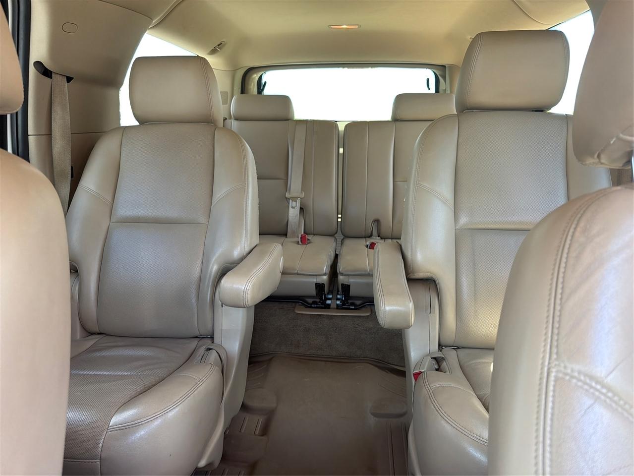 GMC Yukon XL 2WD 4dr 1500 Denali 2013