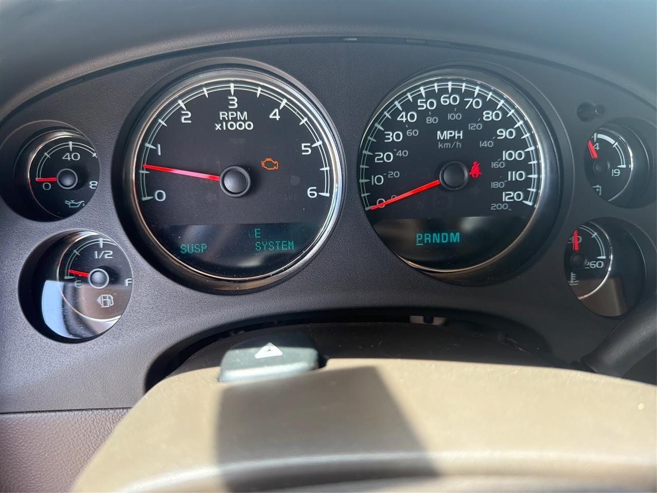 GMC Yukon XL 2WD 4dr 1500 Denali 2013