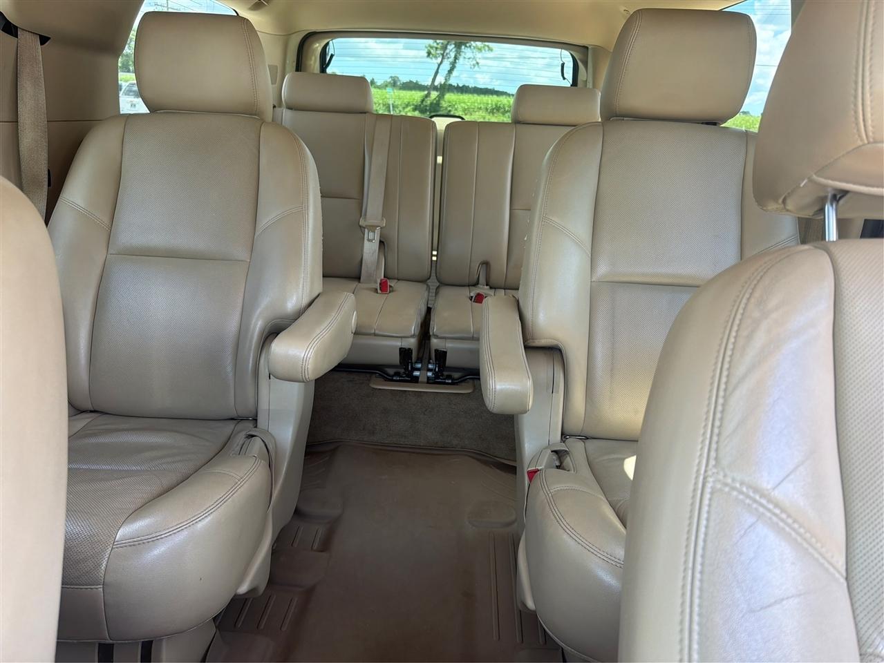 GMC Yukon XL 2WD 4dr 1500 Denali 2013