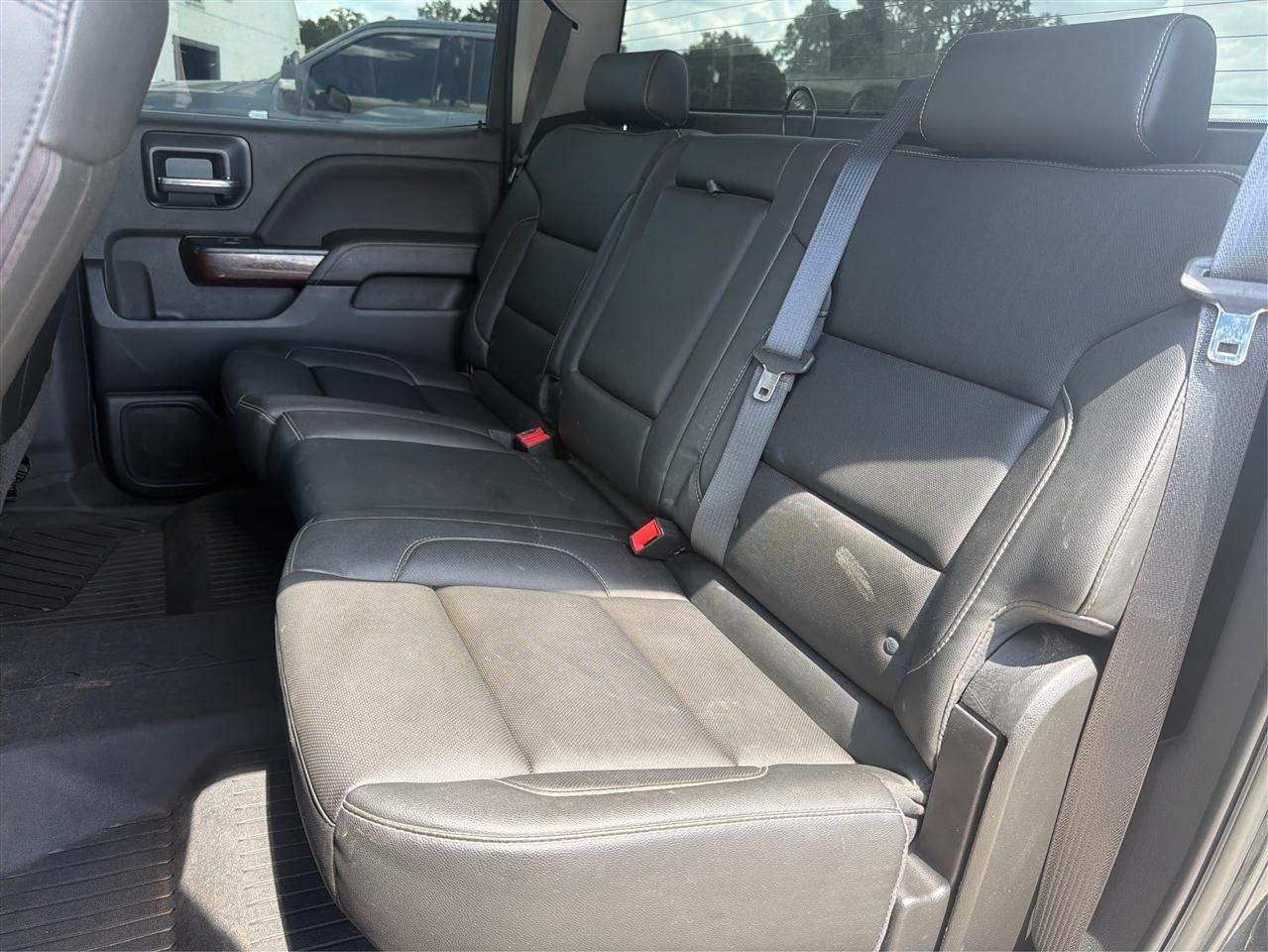 GMC Sierra 1500 4WD Crew Cab 143.5" SLT 2018