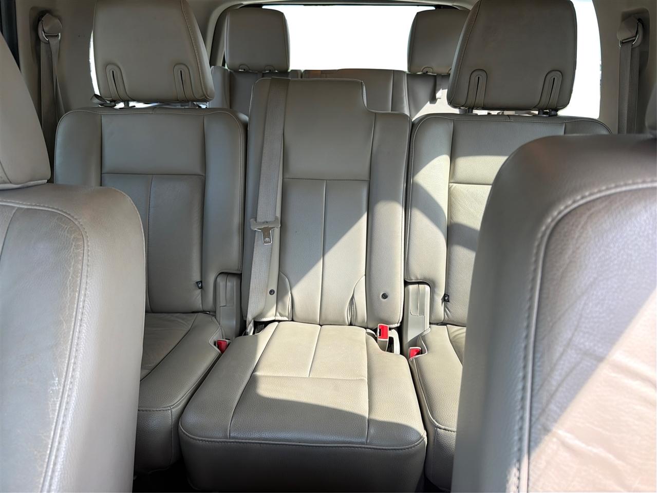 Ford Expedition 2WD 4dr XLT 2014