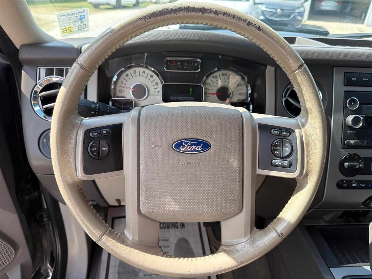 Ford Expedition 2WD 4dr XLT 2014