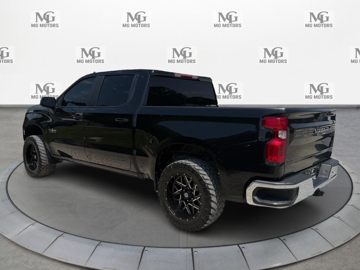 Chevrolet Silverado 1500 2WD Crew Cab 147" LT 2022
