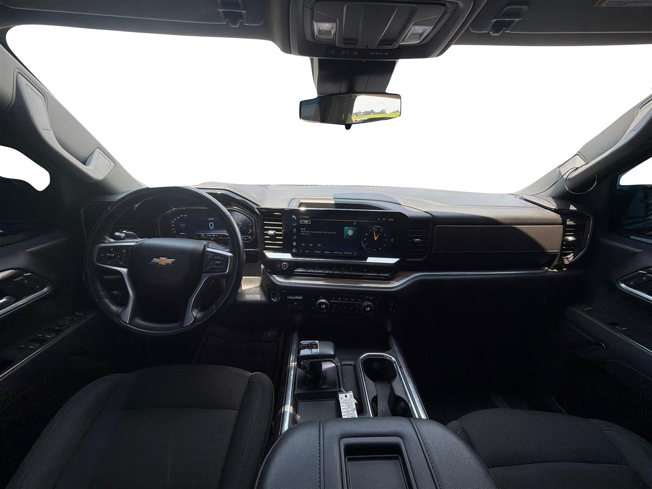 Chevrolet Silverado 1500 2WD Crew Cab 147" LT 2022