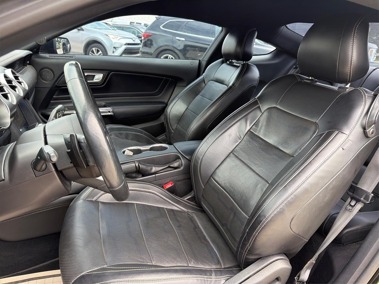 Ford Mustang EcoBoost Fastback 2020