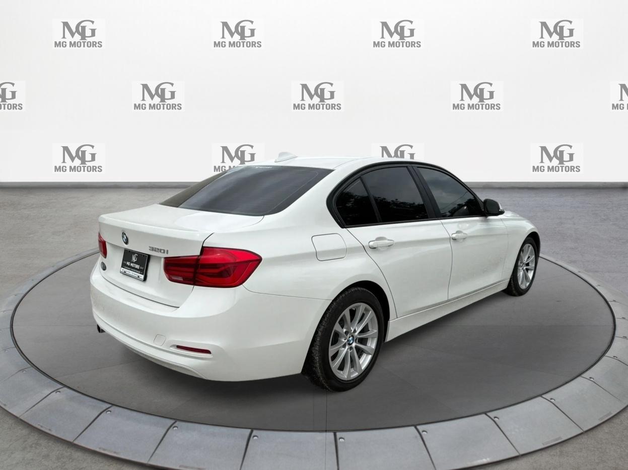 BMW 3 Series 320i Sedan 2018