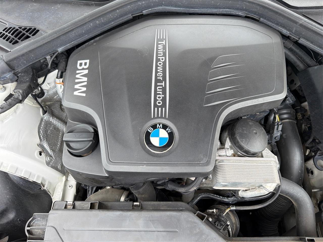 BMW 3 Series 320i Sedan 2018