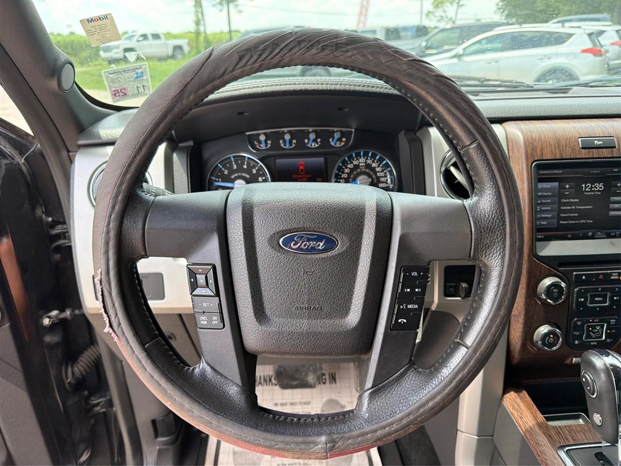 Ford F-150 4WD SuperCrew 145" Lariat 2014