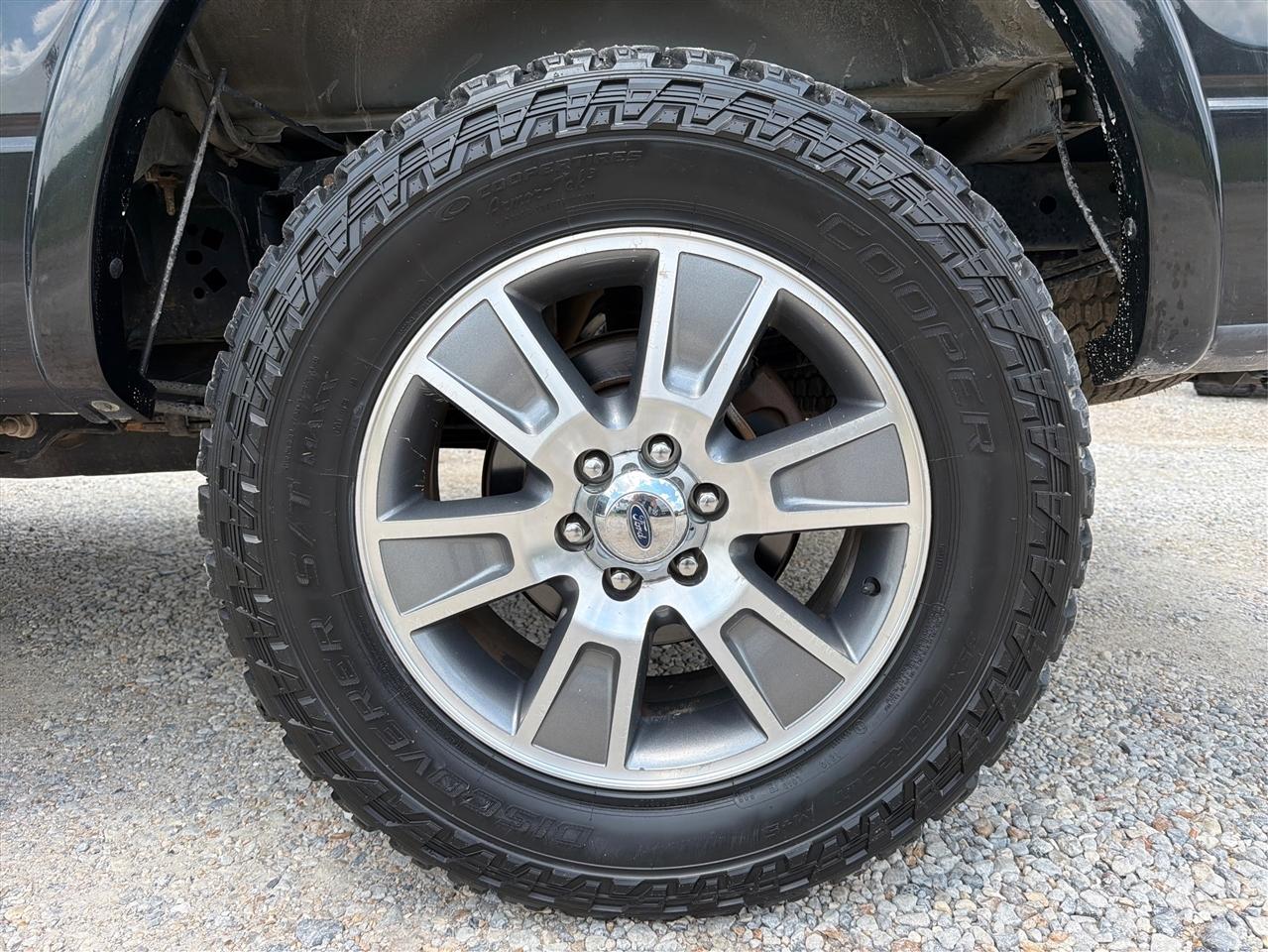 Ford F-150 4WD SuperCrew 145" Lariat 2014