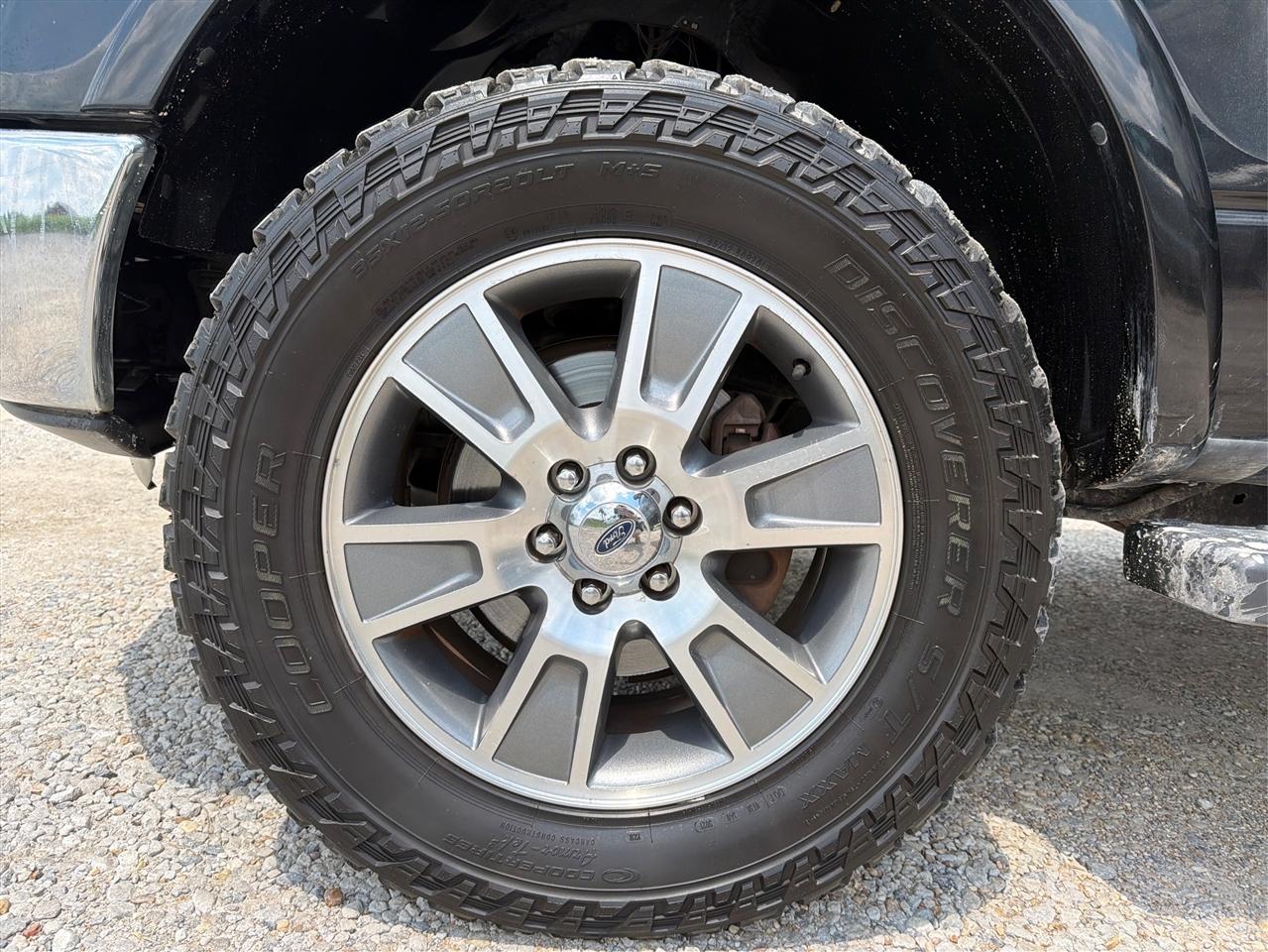 Ford F-150 4WD SuperCrew 145" Lariat 2014