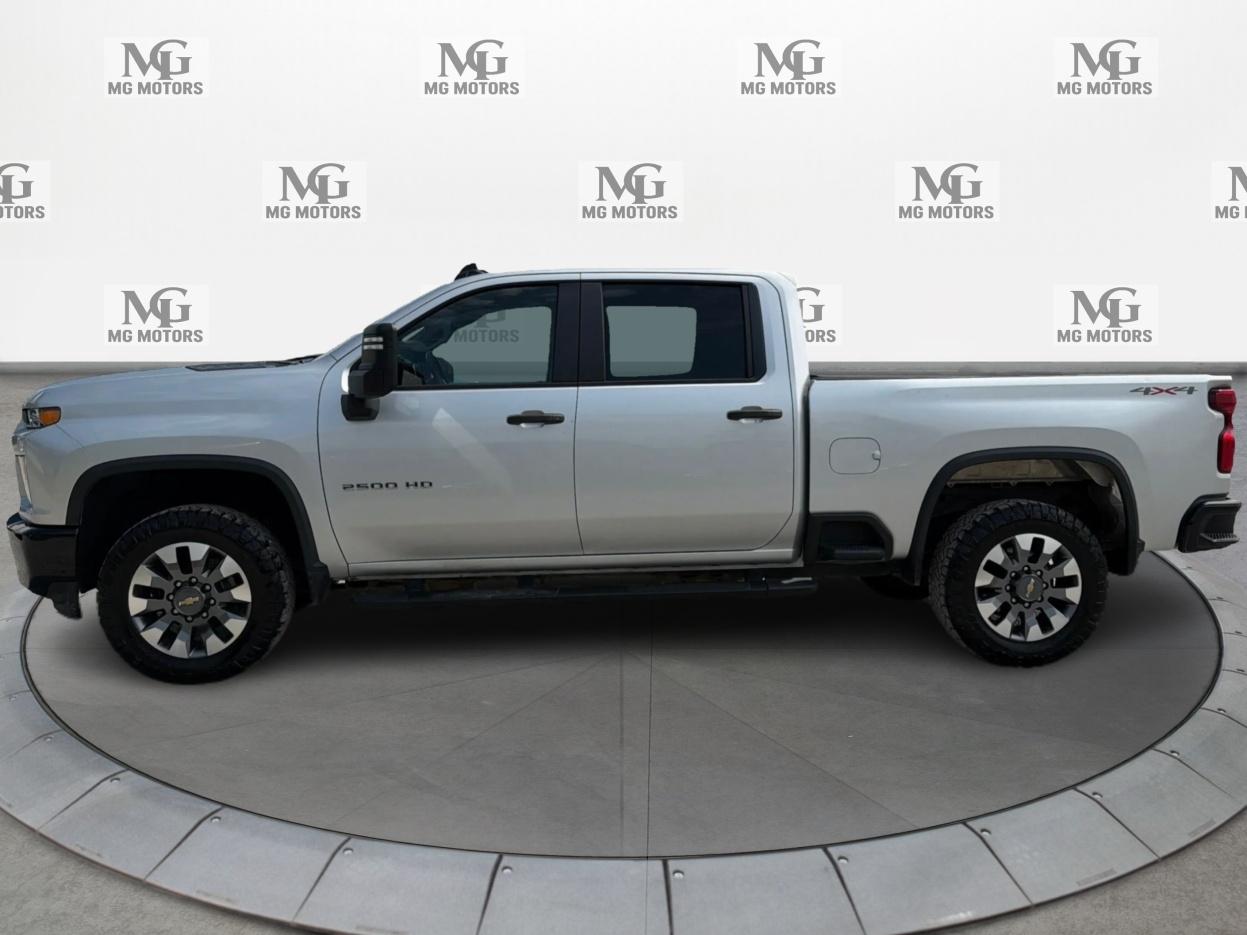 Chevrolet Silverado 2500HD 4WD Crew Cab 159" Custom 2022