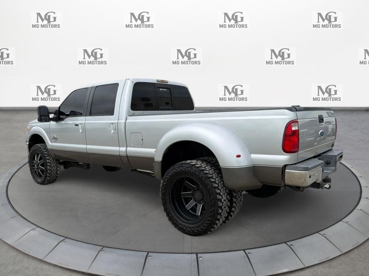 Ford Super Duty F-350 DRW 4WD Crew Cab 172" Lariat 2014