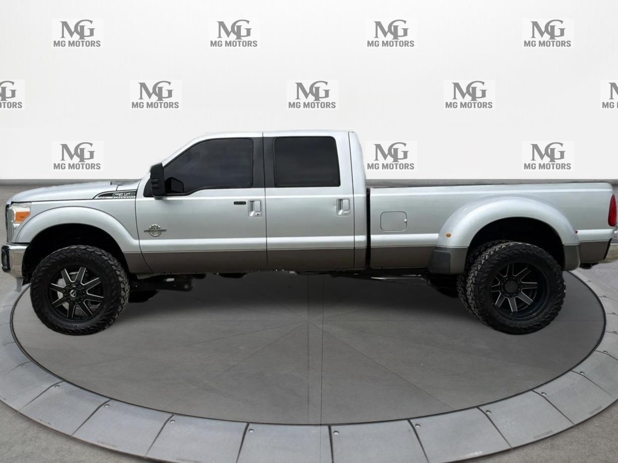 Ford Super Duty F-350 DRW 4WD Crew Cab 172" Lariat 2014