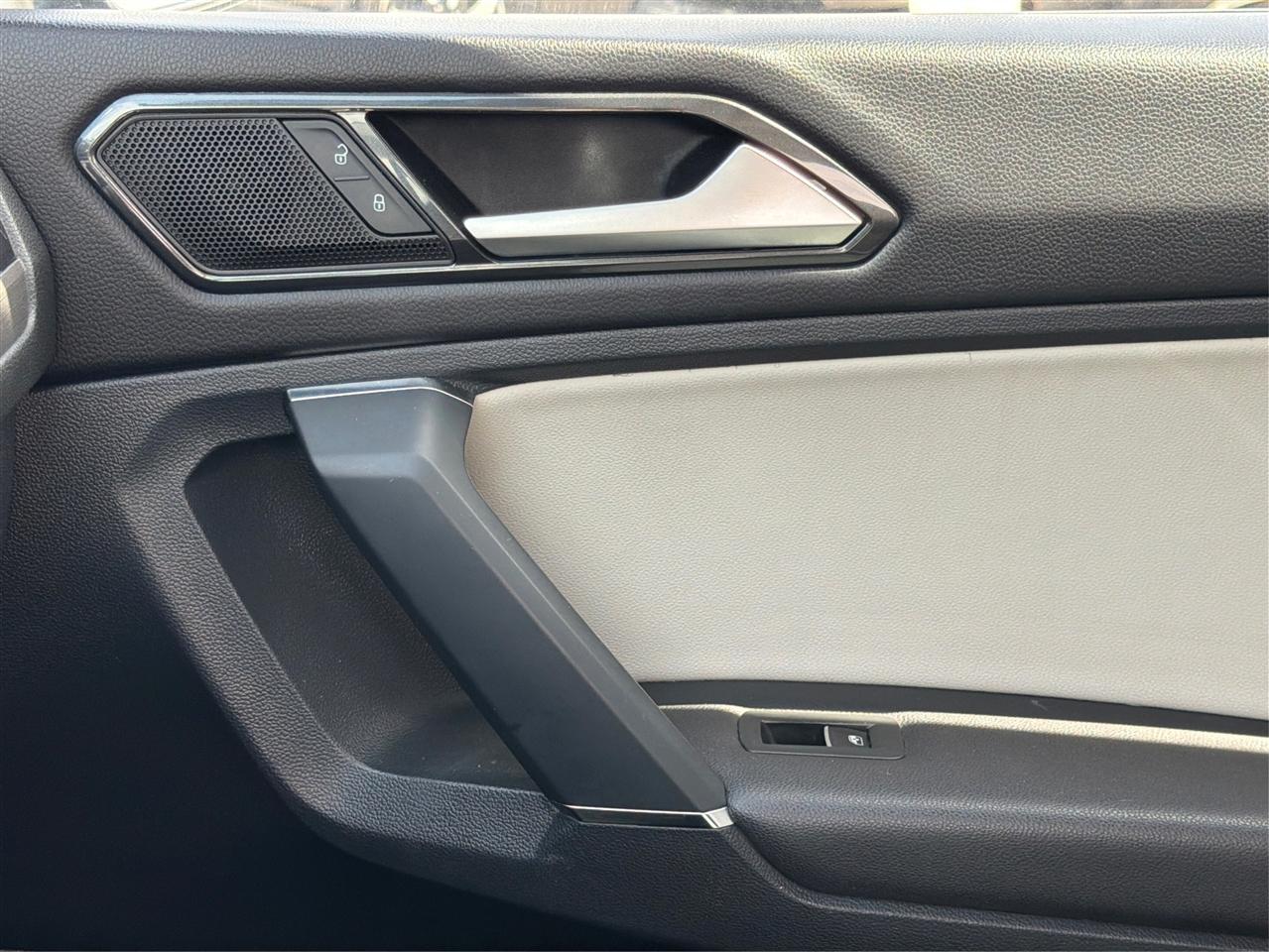 Volkswagen Tiguan  2018