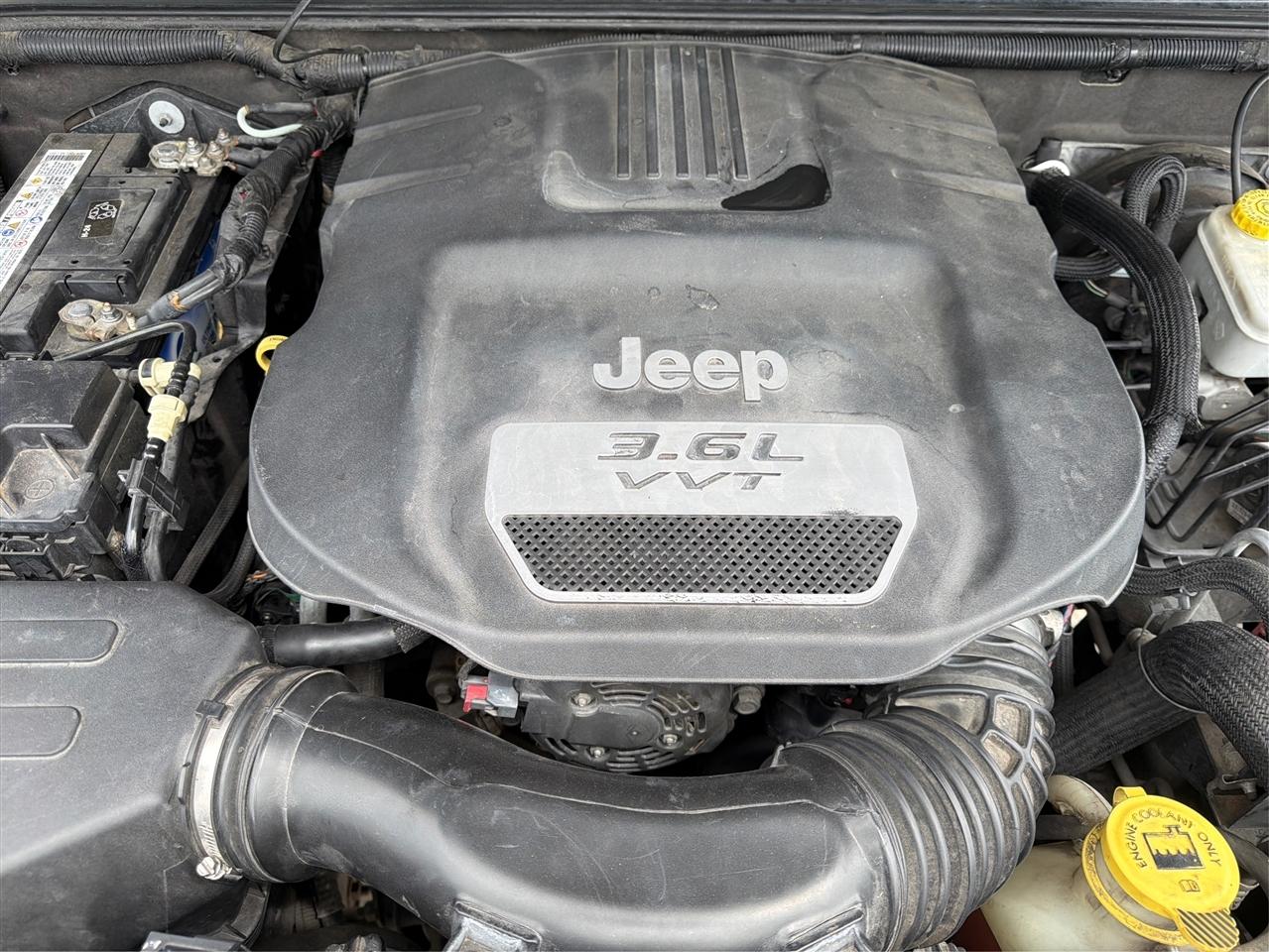 Jeep Wrangler Unlimited 4WD 4dr Sport 2012
