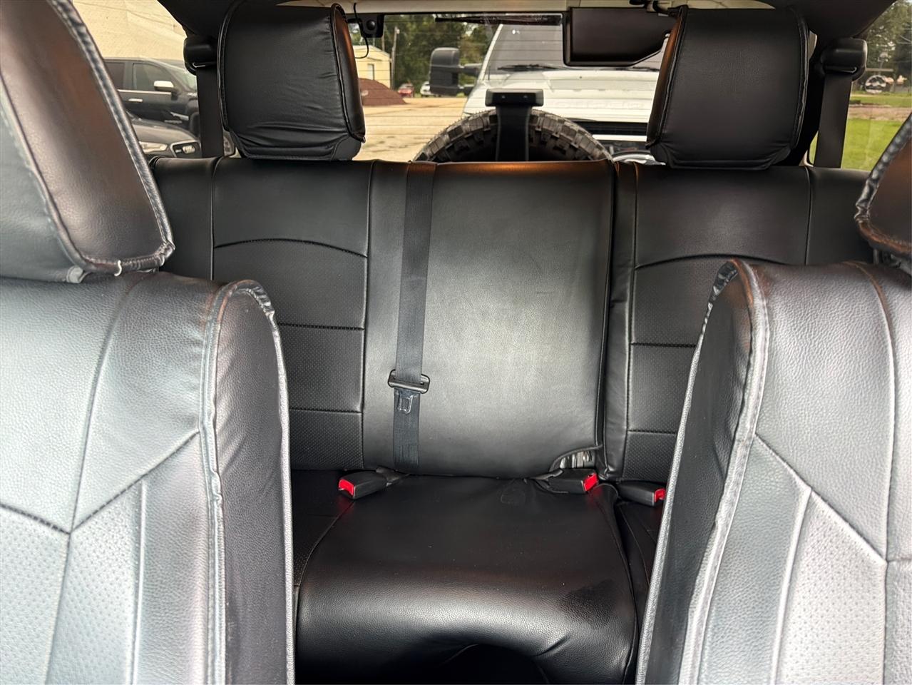 Jeep Wrangler Unlimited 4WD 4dr Sport 2012