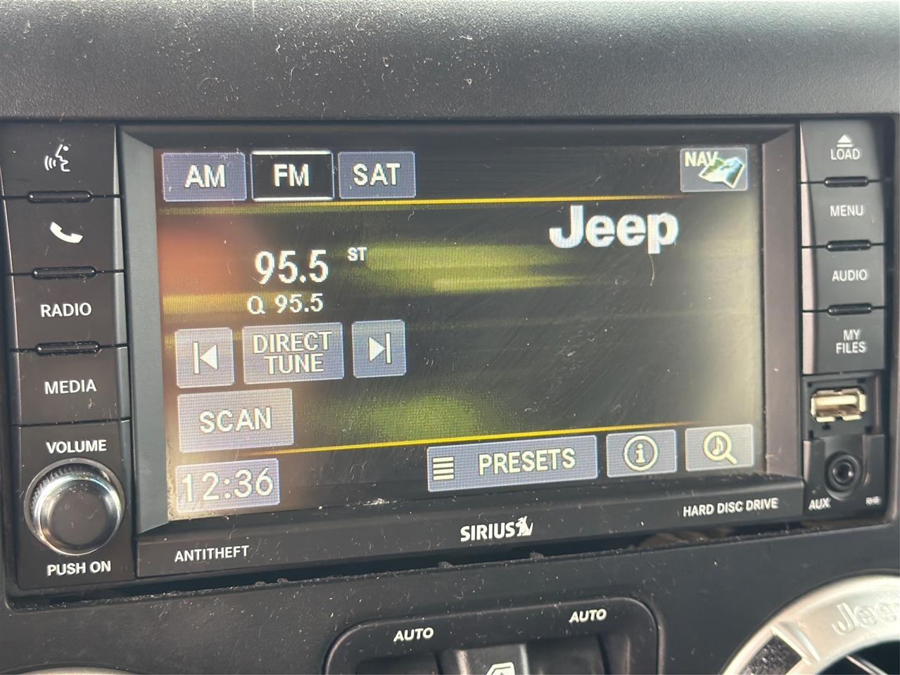 Jeep Wrangler Unlimited 4WD 4dr Sahara 2015