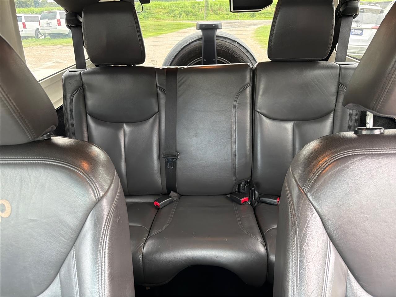 Jeep Wrangler Unlimited 4WD 4dr Sahara 2015