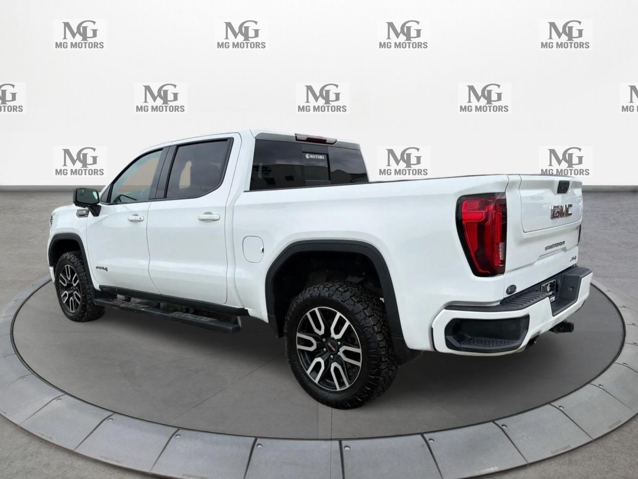 GMC Sierra 1500 4WD Crew Cab 147" AT4 2021