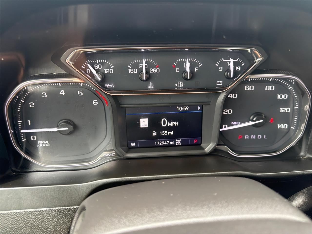 GMC Sierra 1500 4WD Crew Cab 147" AT4 2021