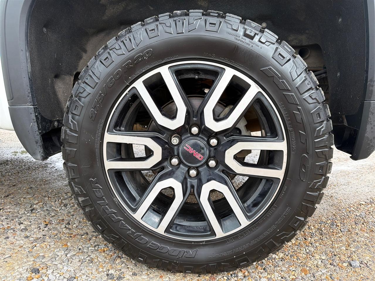 GMC Sierra 1500 4WD Crew Cab 147" AT4 2021
