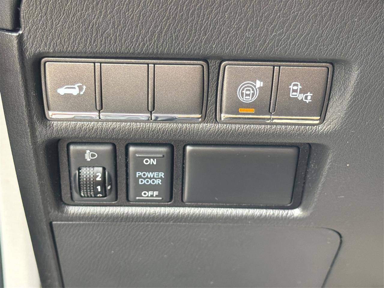 Infiniti QX80 2WD 4dr 2016