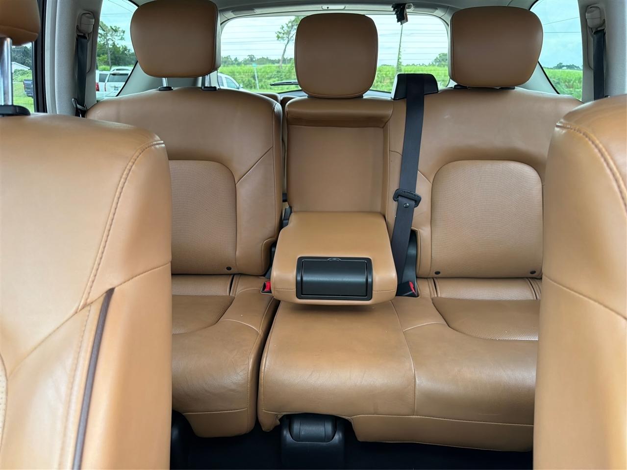Infiniti QX80 2WD 4dr 2016