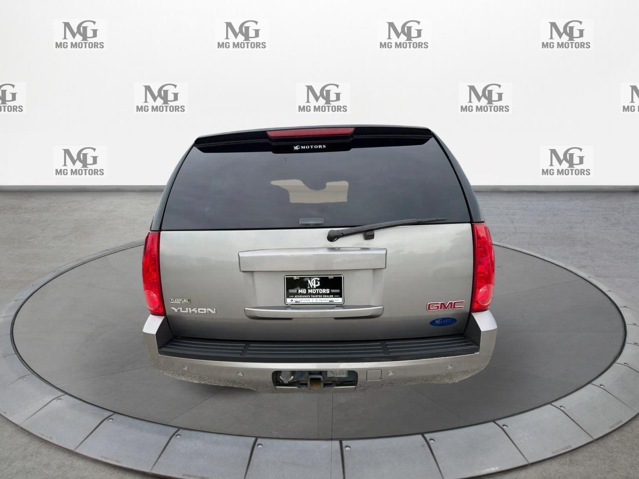 GMC Yukon 2WD 4dr 1500 SLT 2007