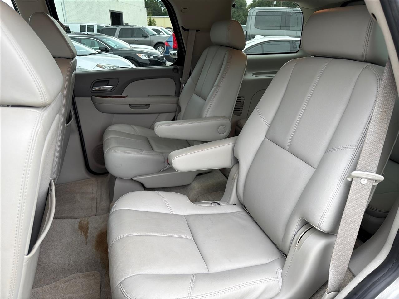 GMC Yukon 2WD 4dr 1500 SLT 2007