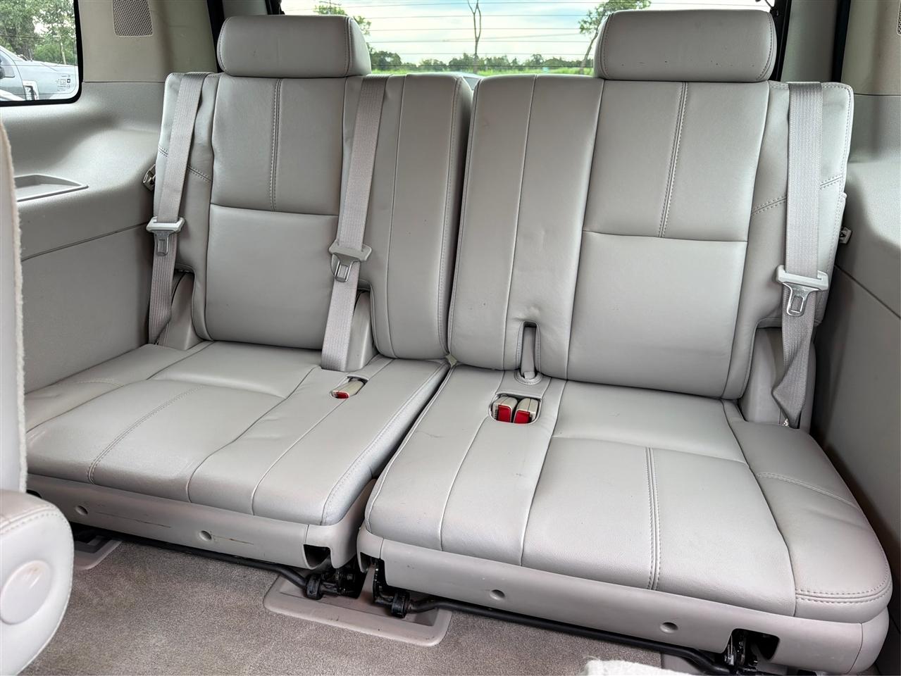 GMC Yukon 2WD 4dr 1500 SLT 2007