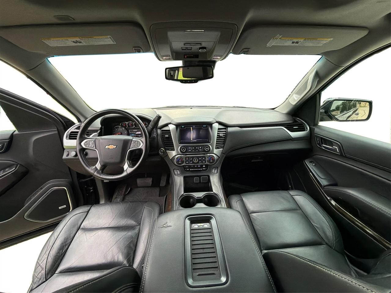 Chevrolet Tahoe photo 28