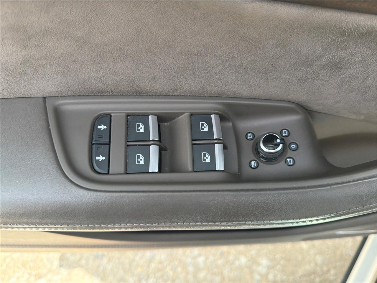 Audi Q7 photo 20
