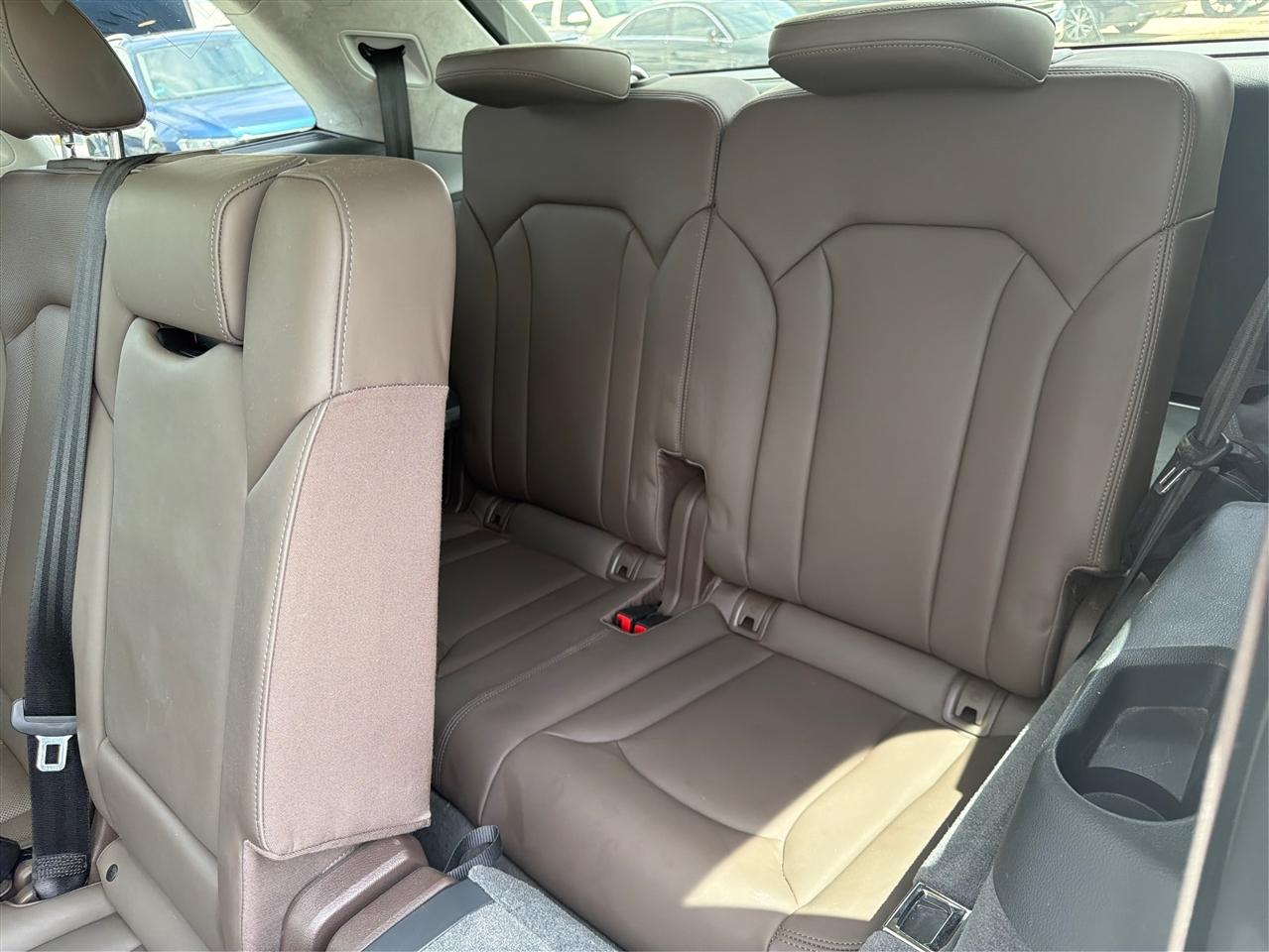 Audi Q7 photo 31