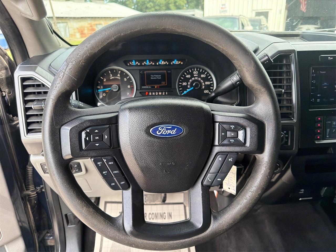 Ford F-150 XLT 4WD SuperCrew 5.5' Box 2017