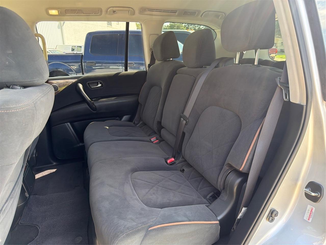 Nissan Armada 4x2 SV 2019