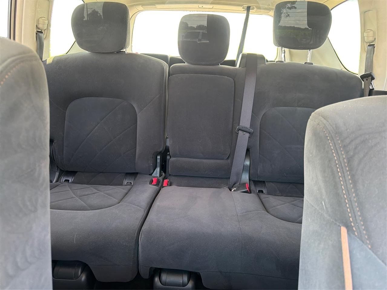 Nissan Armada 4x2 SV 2019