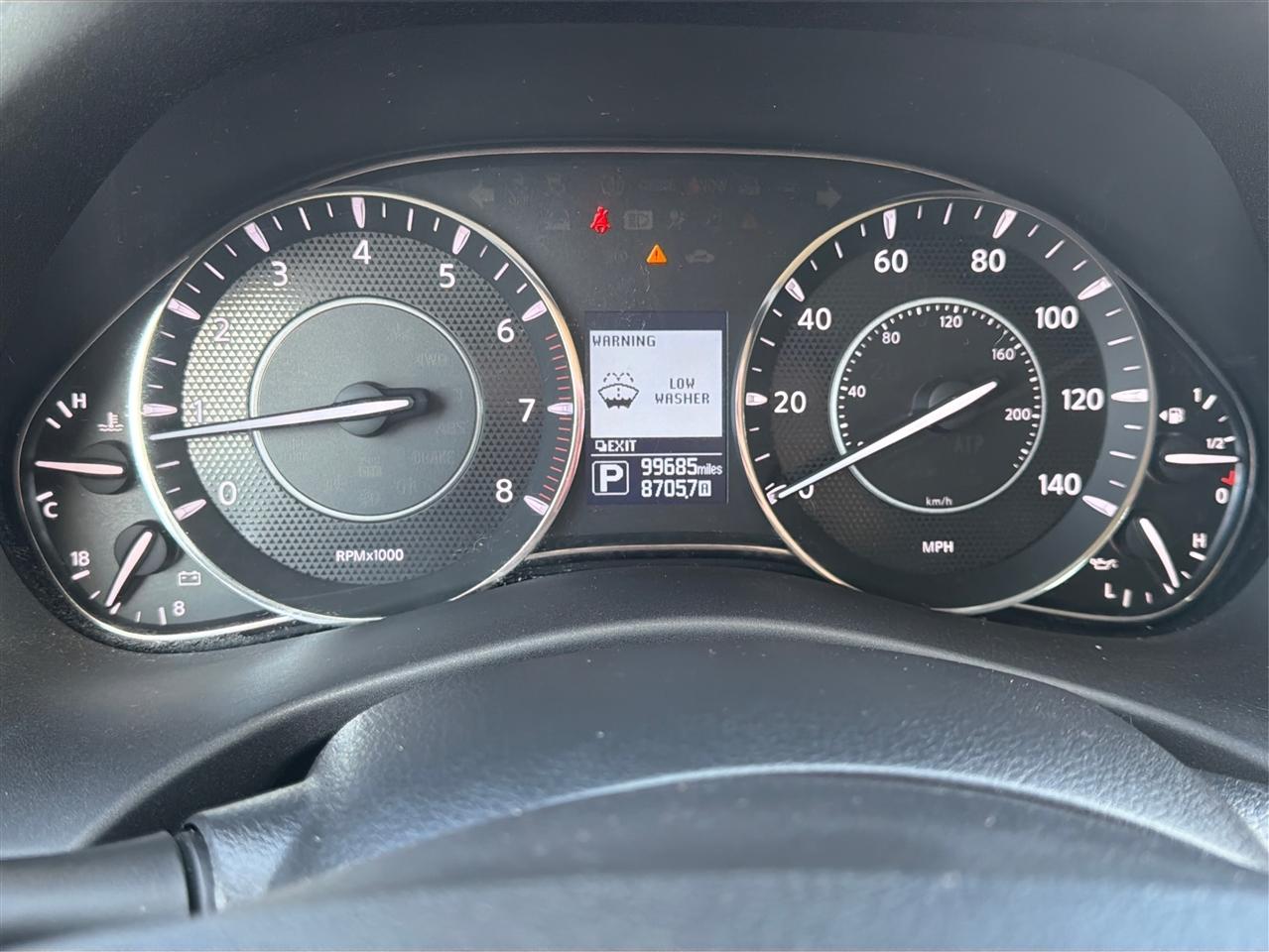 Nissan Armada 4x2 SV 2019