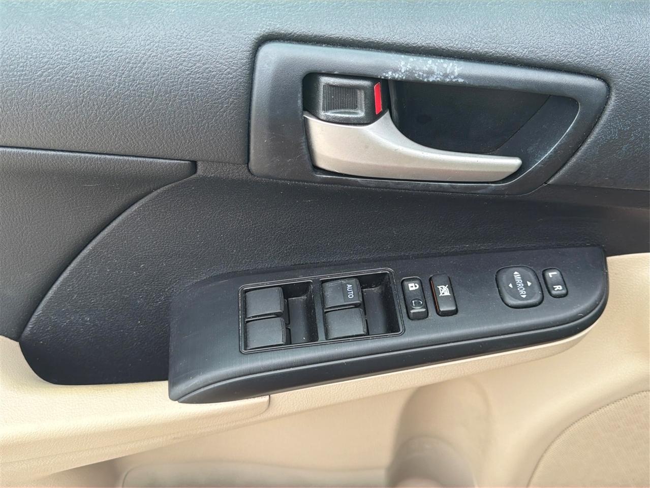 Toyota Camry LE 2013