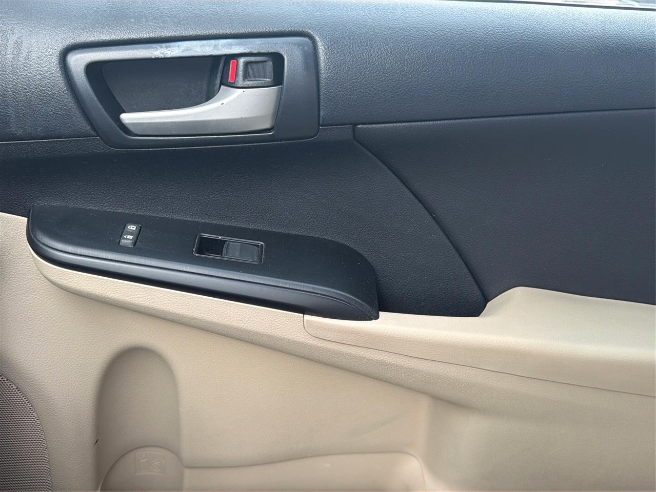 Toyota Camry LE 2013