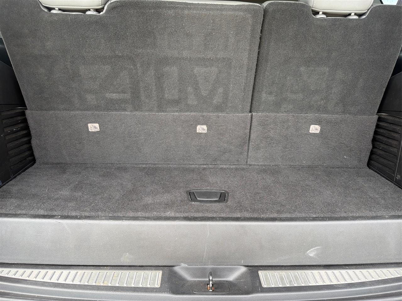 Chevrolet Tahoe photo 13
