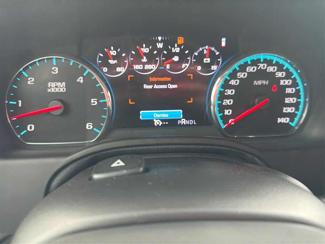 Chevrolet Tahoe photo 16