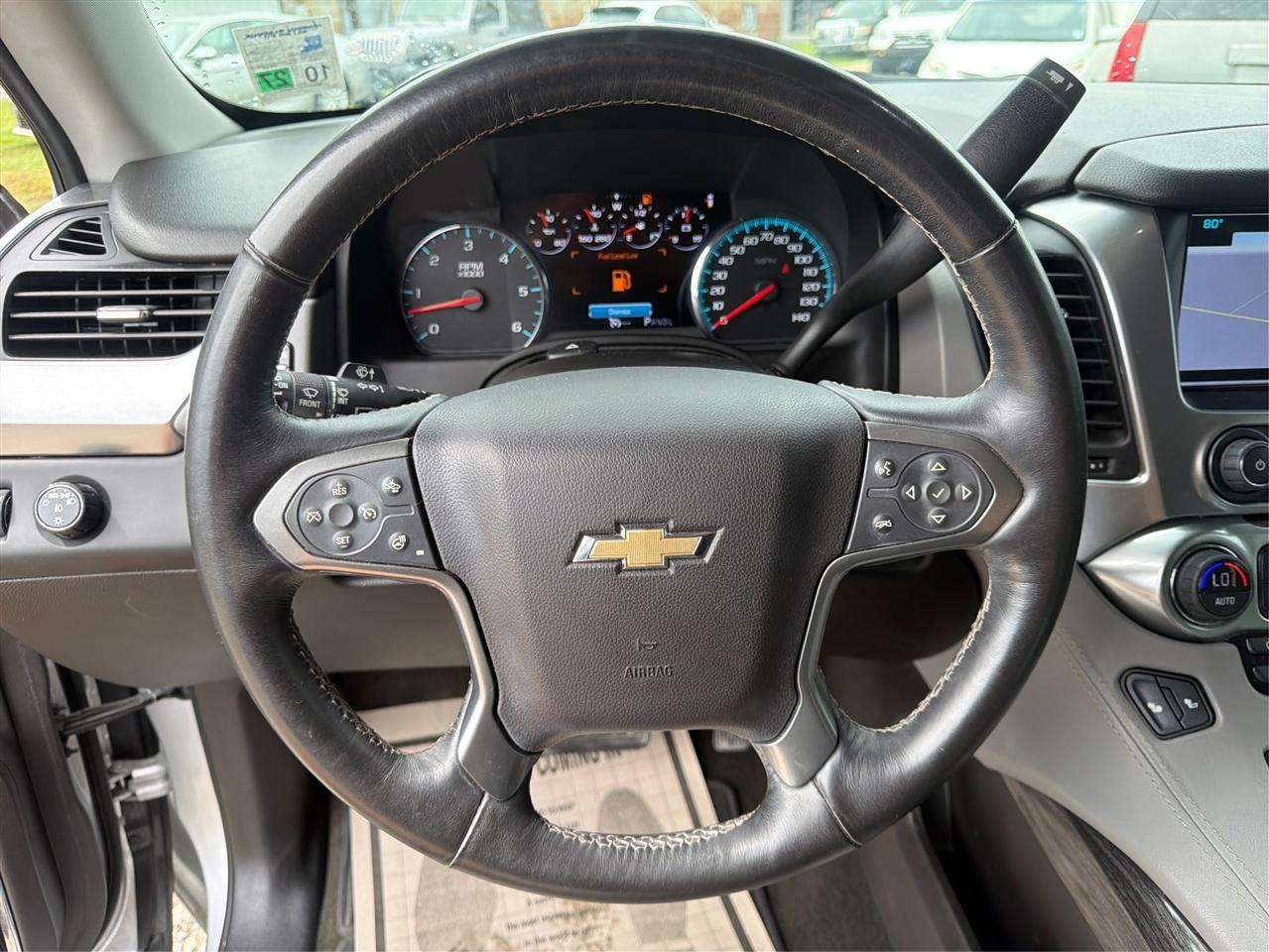 Chevrolet Tahoe photo 17