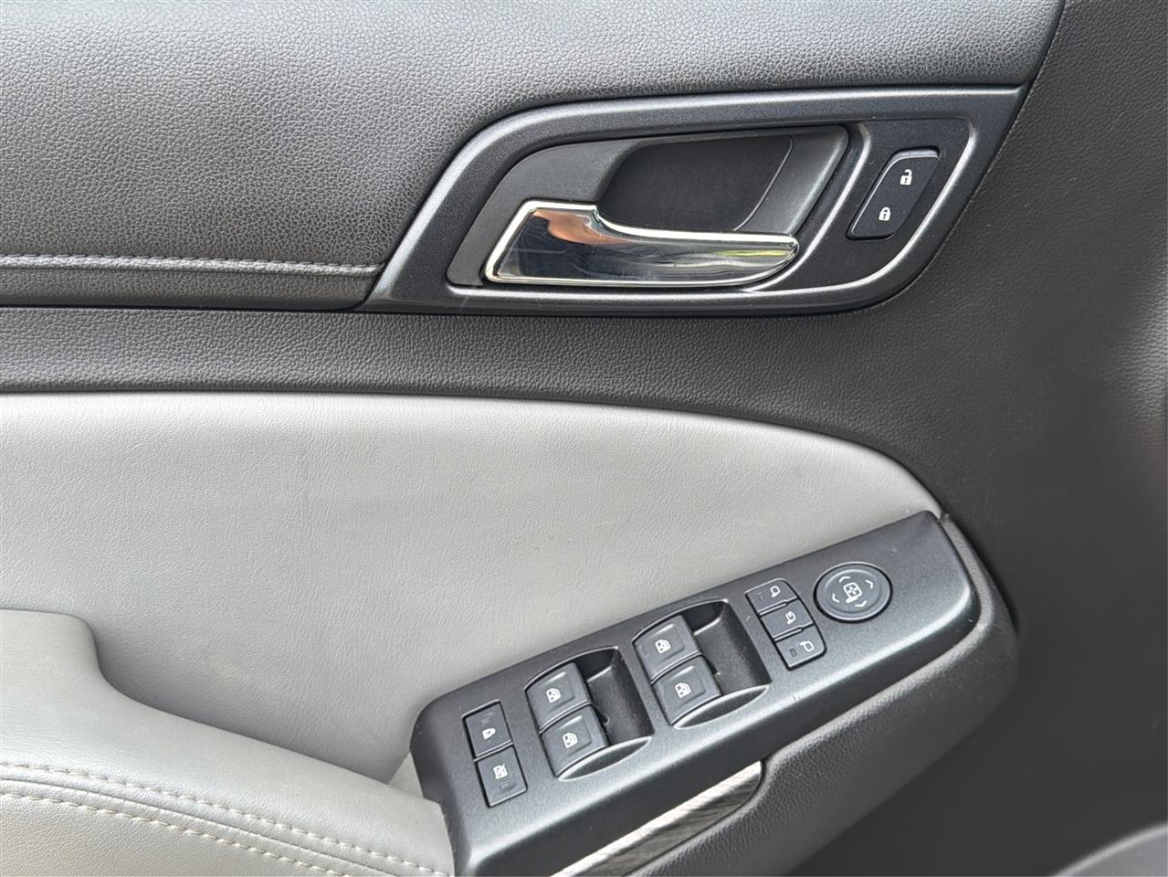 Chevrolet Tahoe photo 20