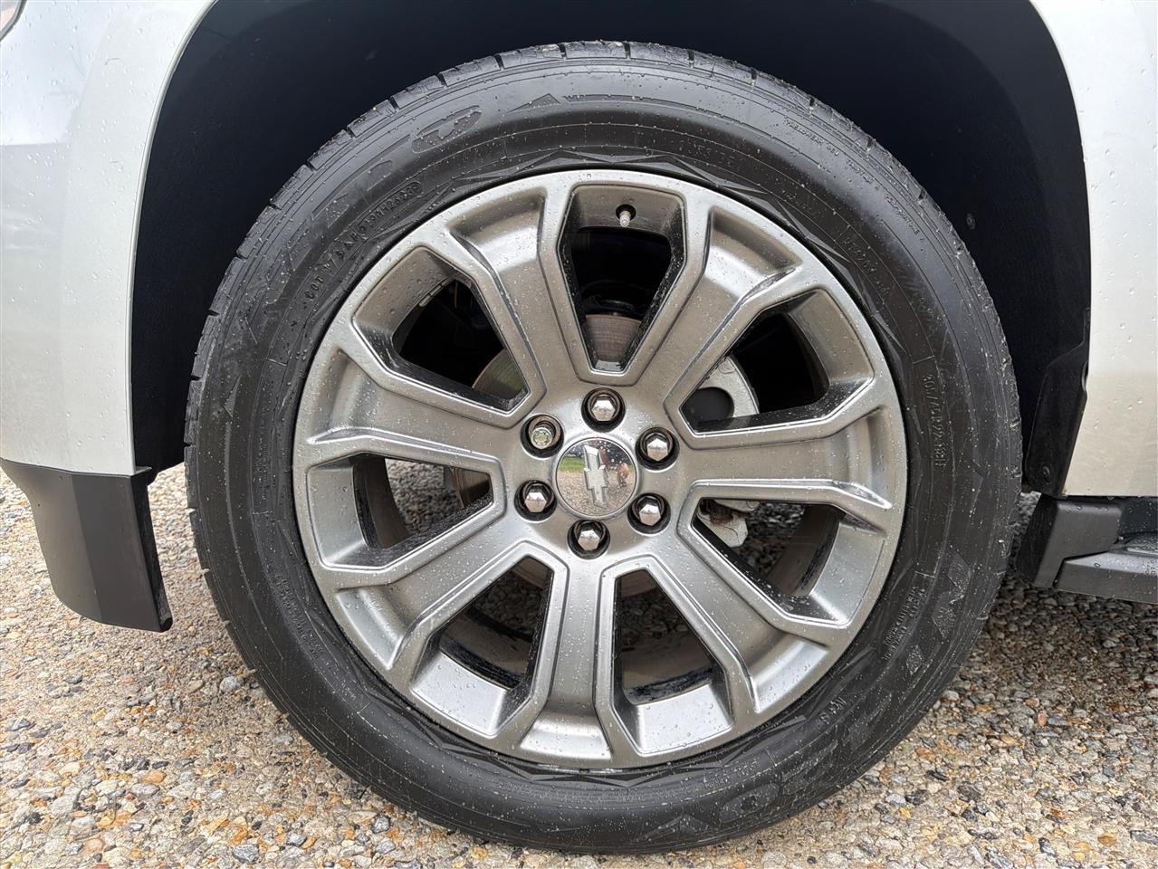 Chevrolet Tahoe photo 26