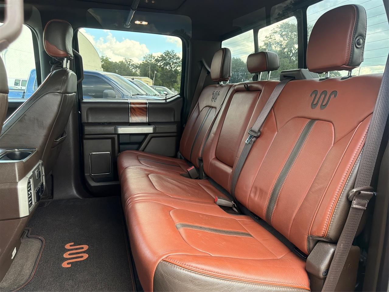 Ford F-250 photo 12
