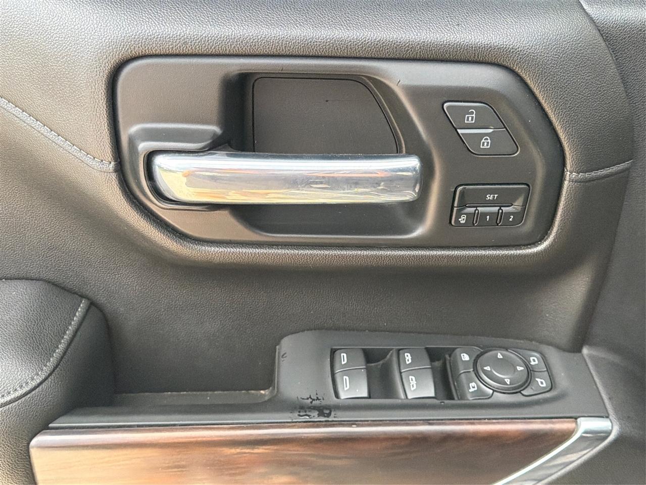 GMC Sierra 1500 4WD Crew Cab 147" SLT 2021